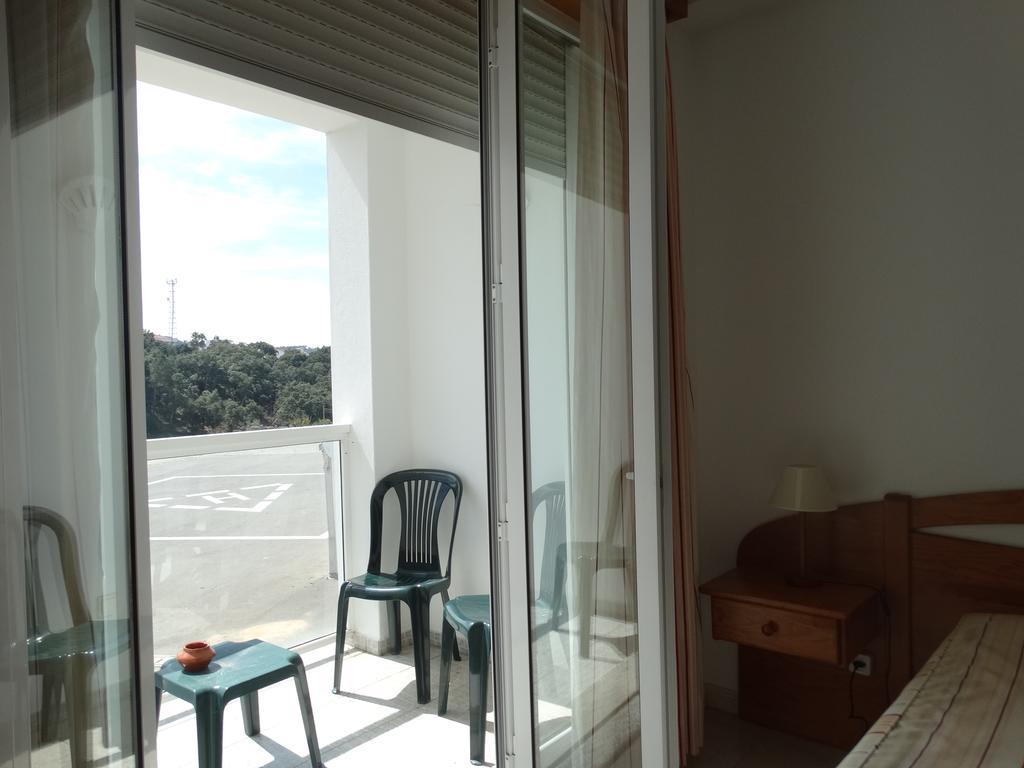 Hospedaria Descansa Pernas 蒙希克 外观 照片